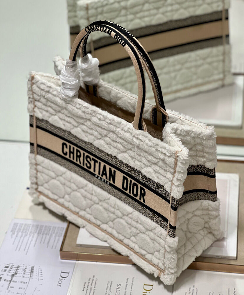 Medium Dior Book Tote