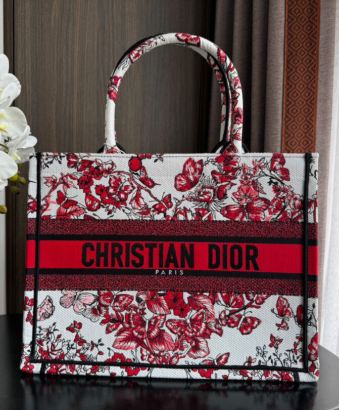 Medium Dior Book Tote