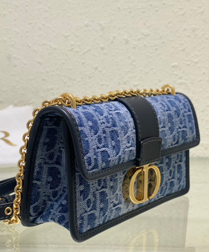 30 Montaigne East-West Bag with Chain