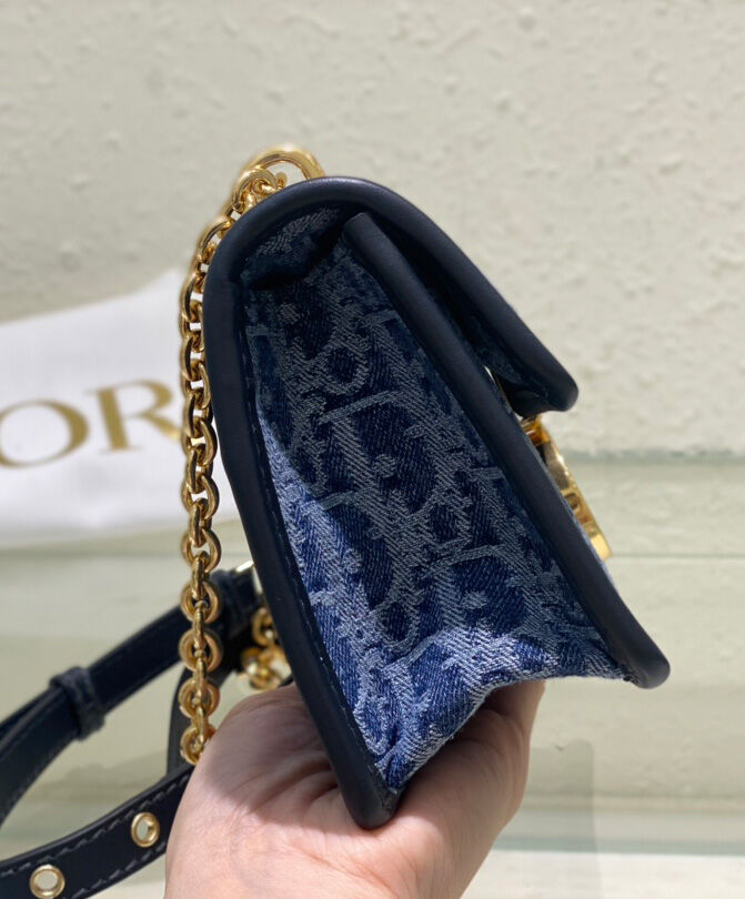 30 Montaigne East-West Bag with Chain