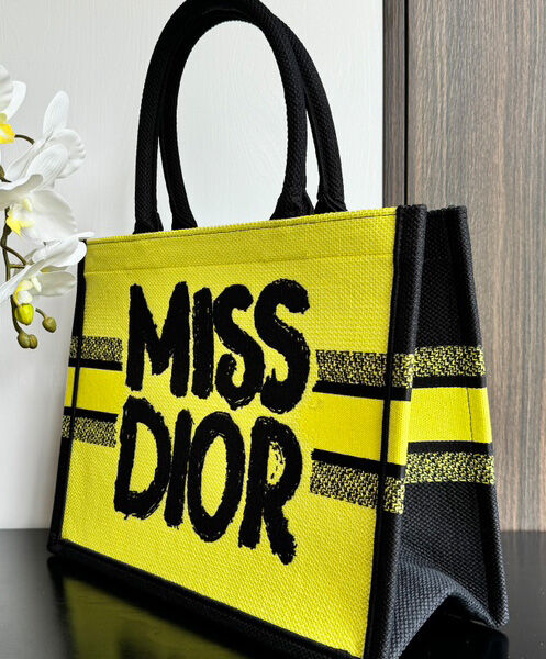 Medium Dior Book Tote