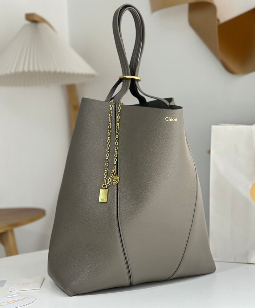 Large Chloe Spin Tote Bag In Grained Leather