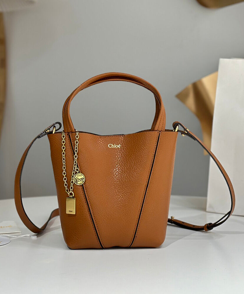 Small Chloe Spin Tote Bag In Grained Leather