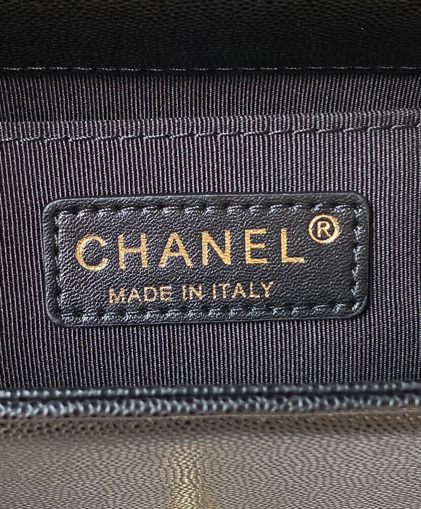 Boy Chanel Handbag With Handle