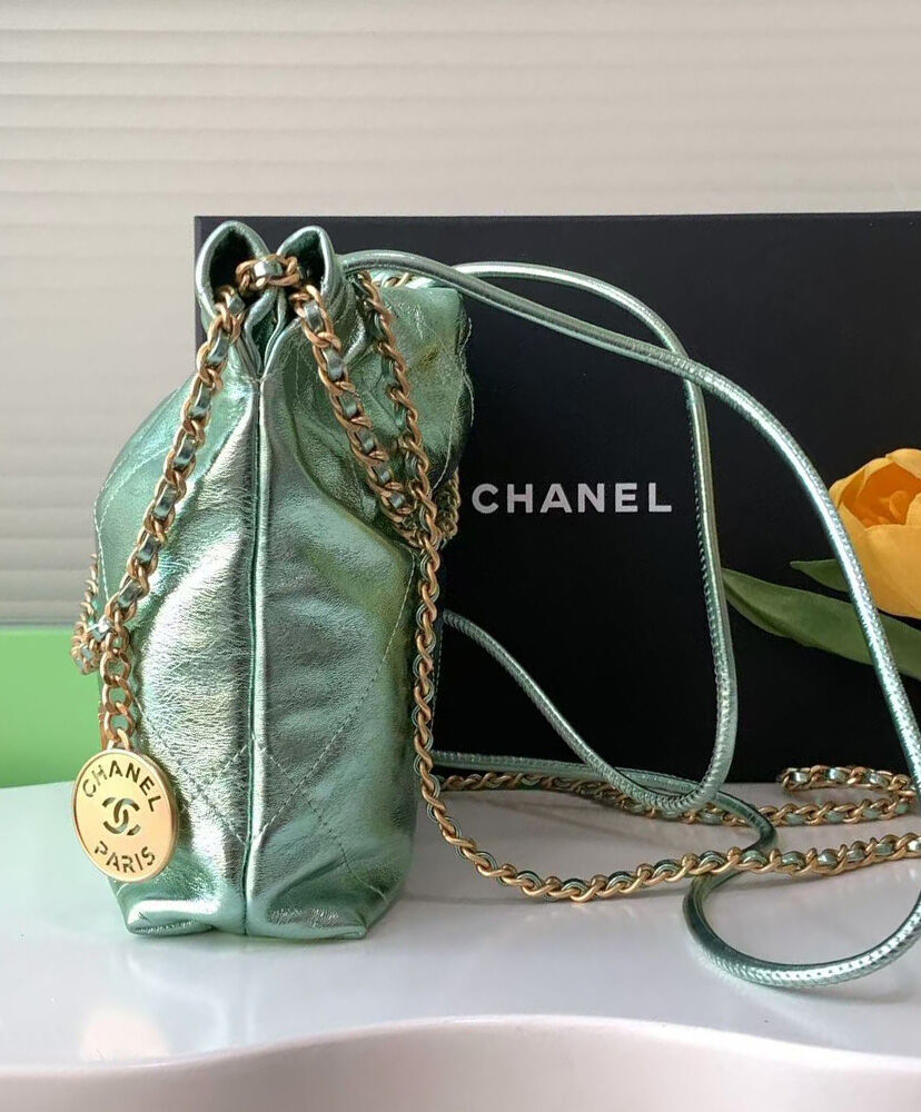 Chanel 22 Mini Handbag