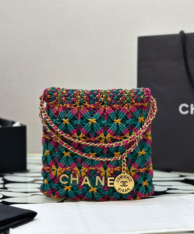 Chanel 22 Mini Handbag