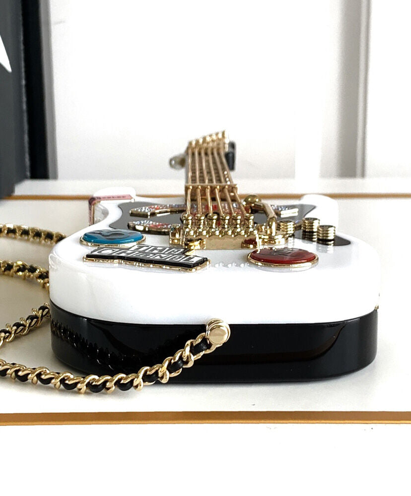 Guitar Minaudiere