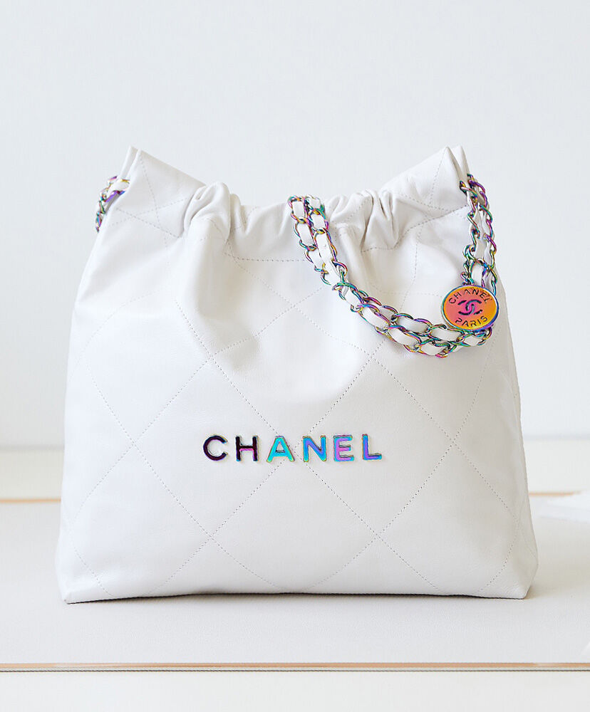 Chanel 22 Small Handbag