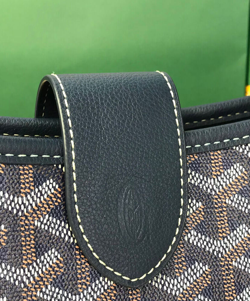 Musette Bag