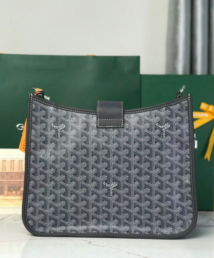 Musette Bag