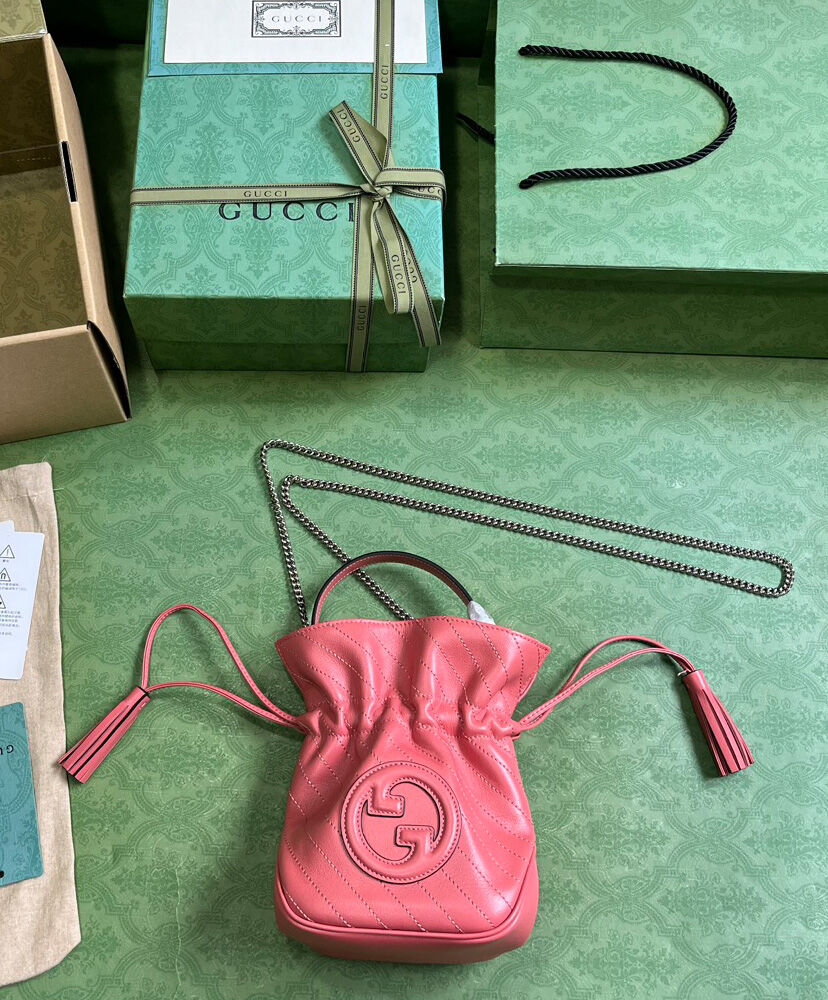 Gucci Blondie Mini Bucket Bag