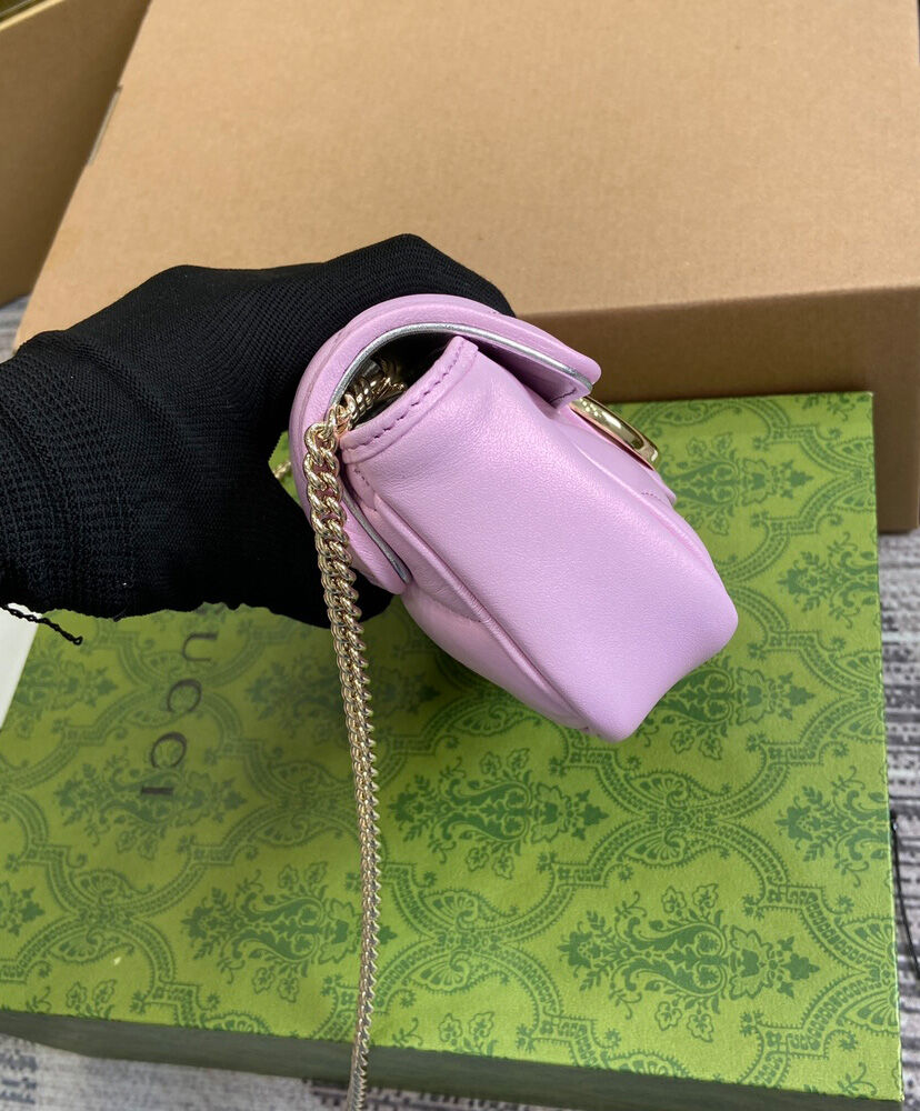 GG Marmont Super Mini Crossbody Bag