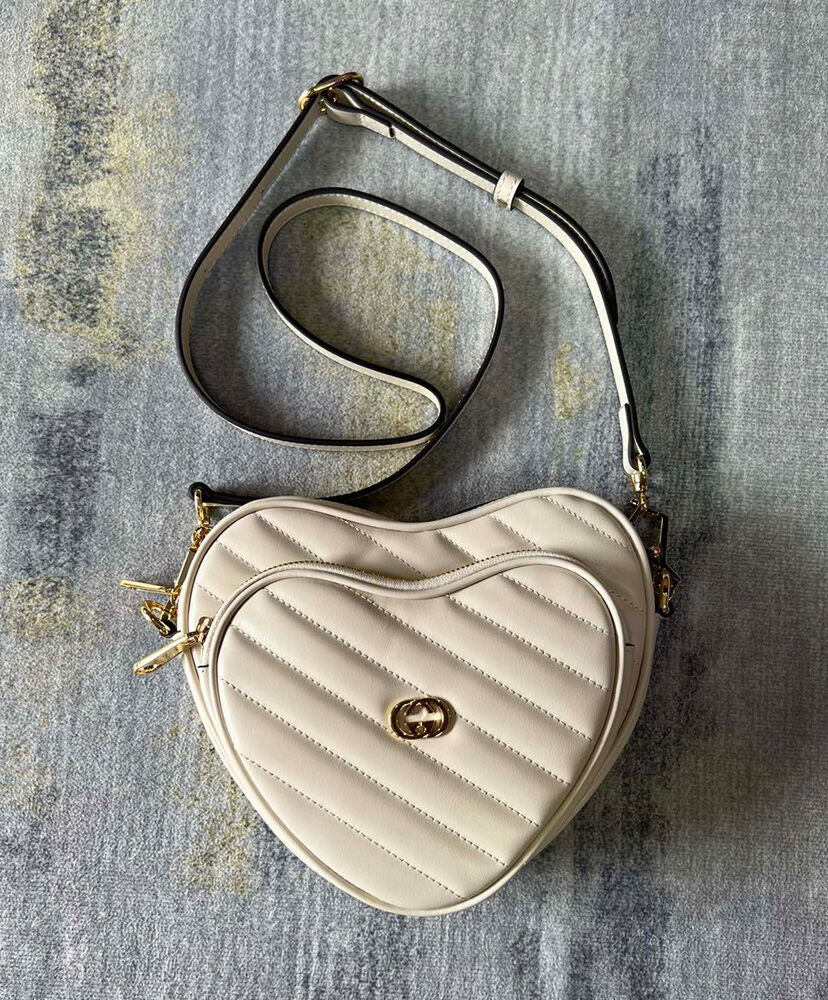 Interlocking G Mini Heart Shoulder Bag