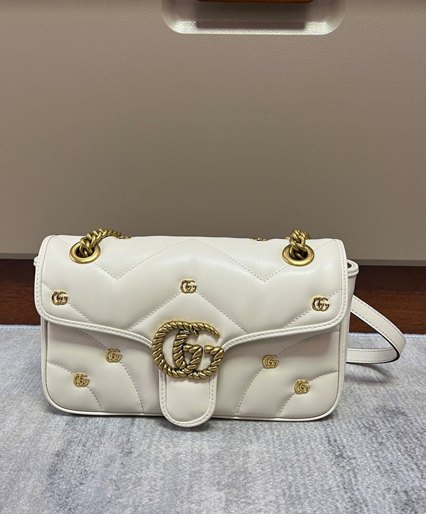 GG Marmont Small Shoulder Bag