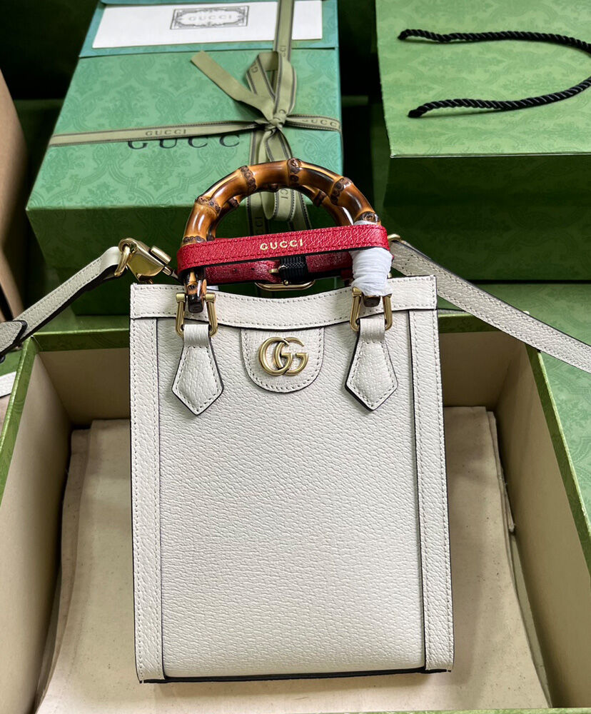 Gucci Diana Mini Tote Bag