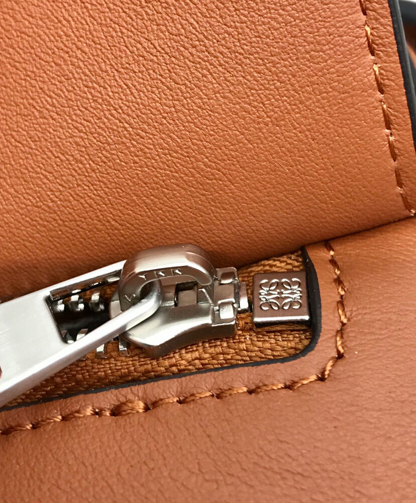 Small Puzzle Bumbag In Classic Calfskin