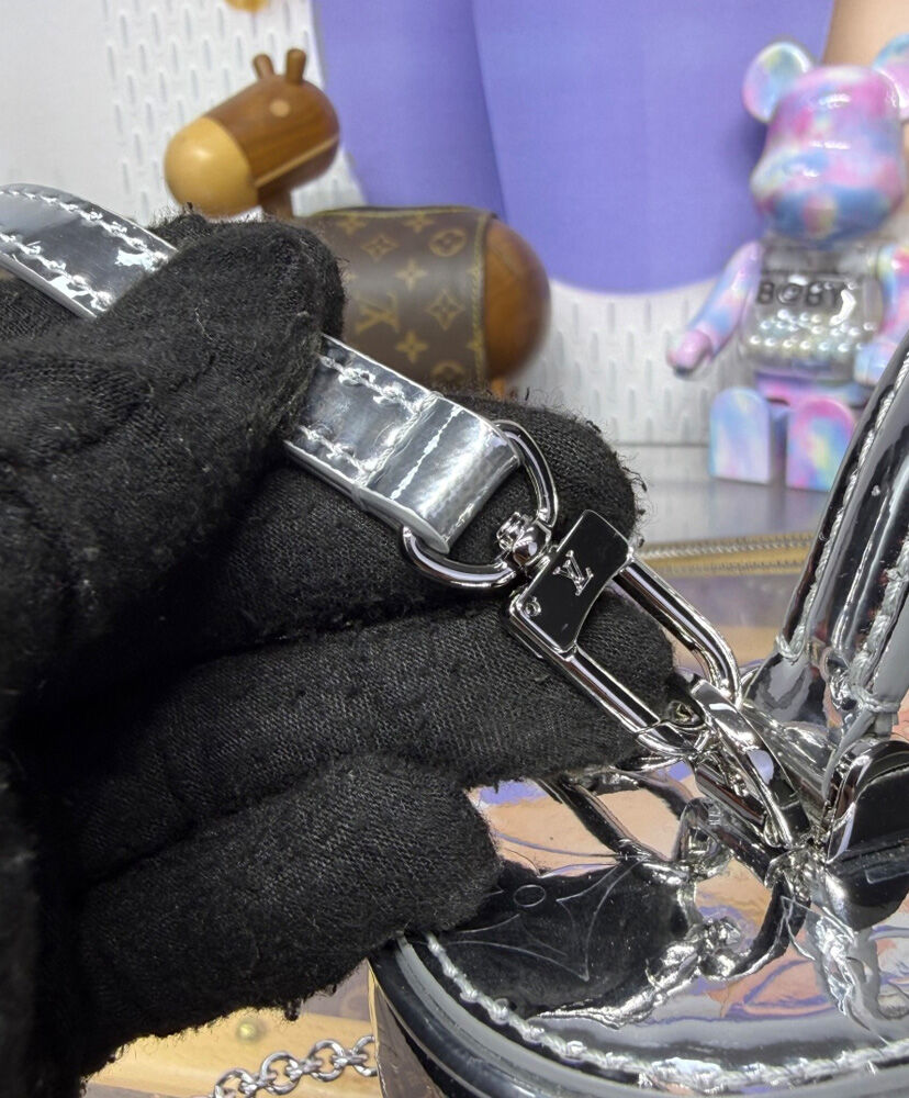 Vanity Chain Pouch