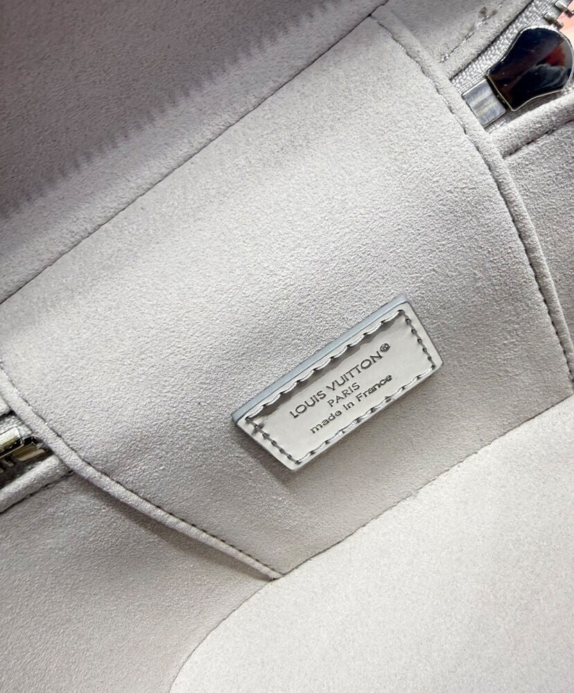 Vanity Chain Pouch