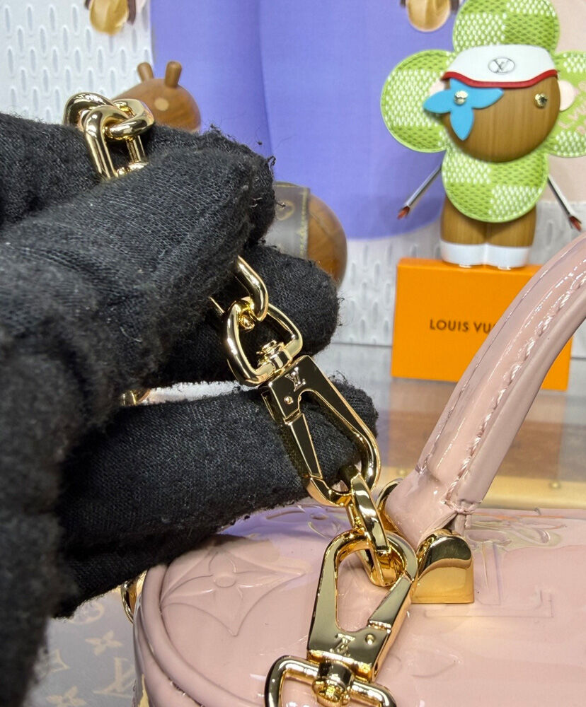 Vanity Chain Pouch