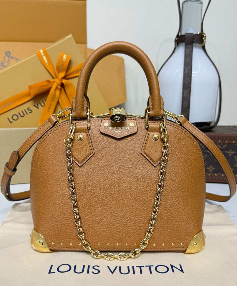 Alma Trunk BB