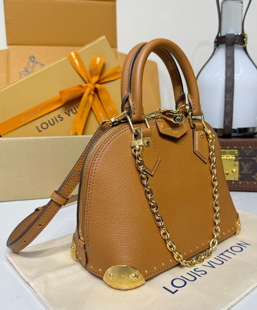Alma Trunk BB