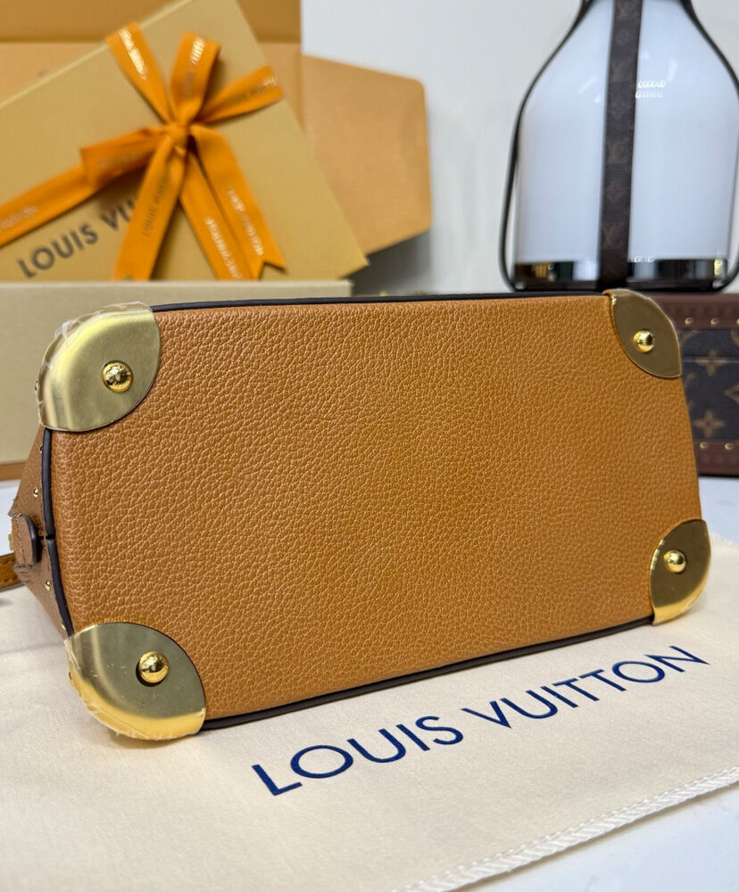 Alma Trunk BB