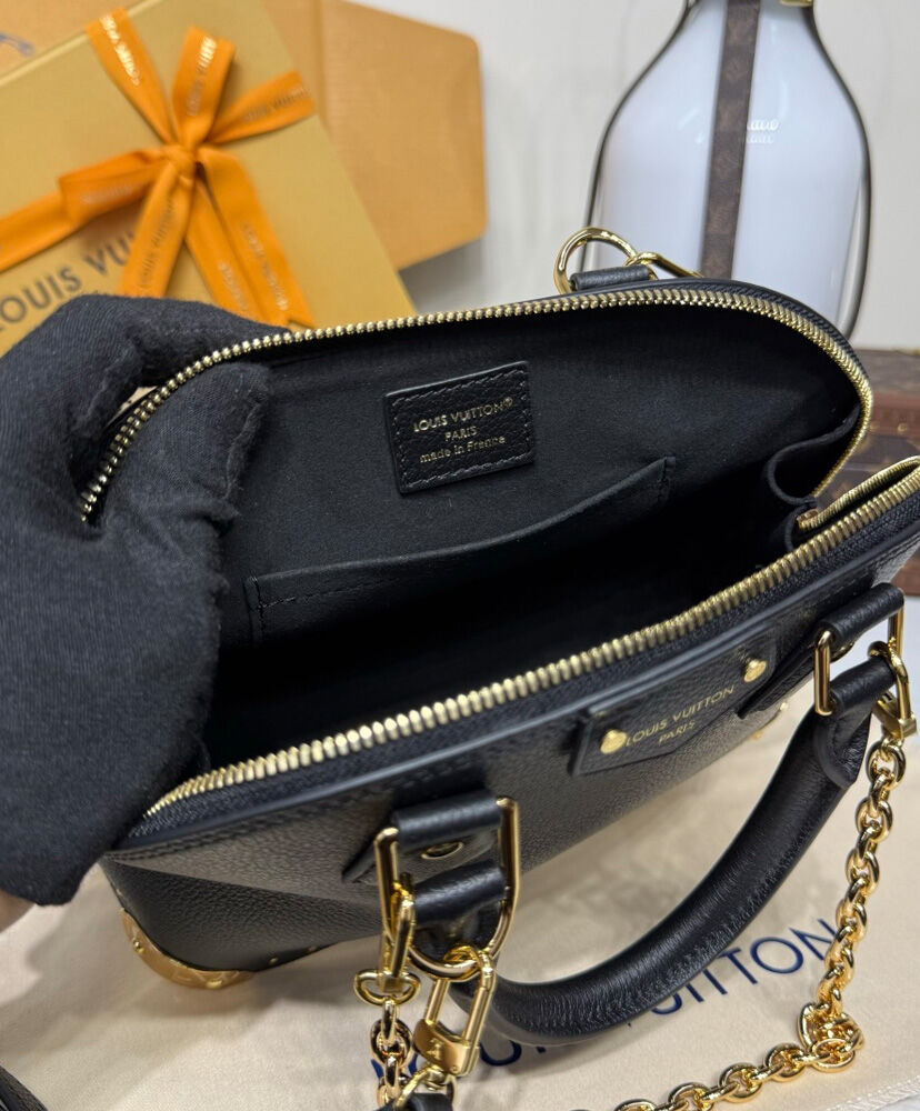 Alma Trunk BB