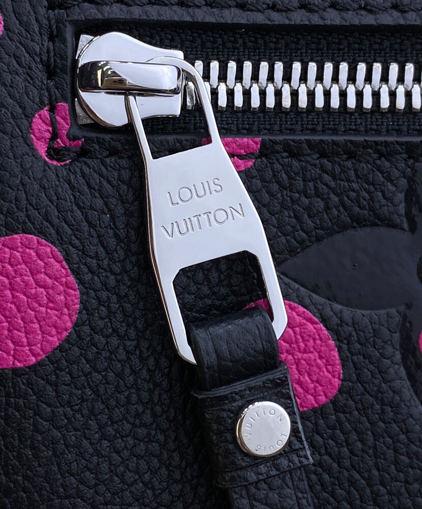 LV x YK Pochette Metis