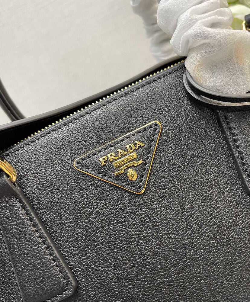 Large Prada Galleria Leather Bag