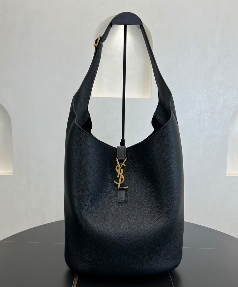 Le 5 a 7 Hobo Bucket Bag