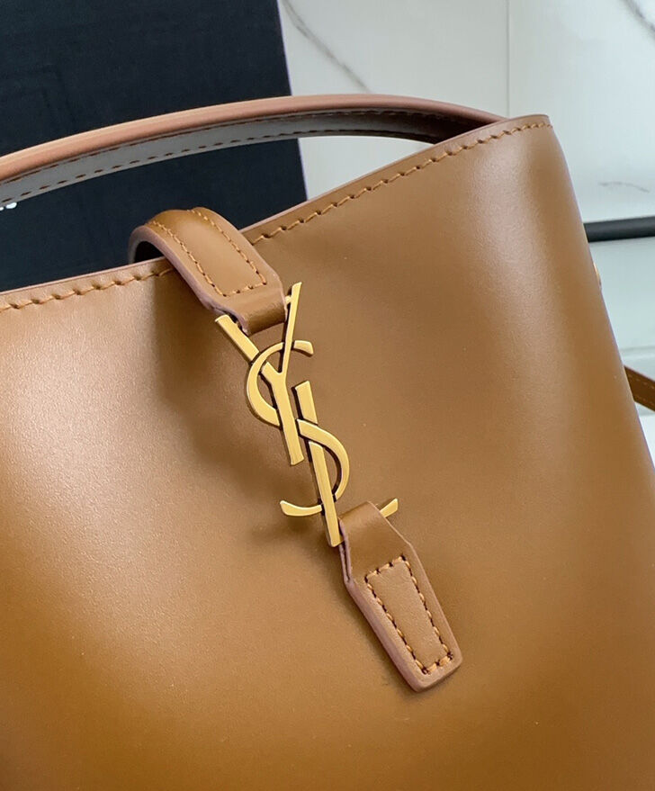 Le 37 Mini Leather Bucket Bag