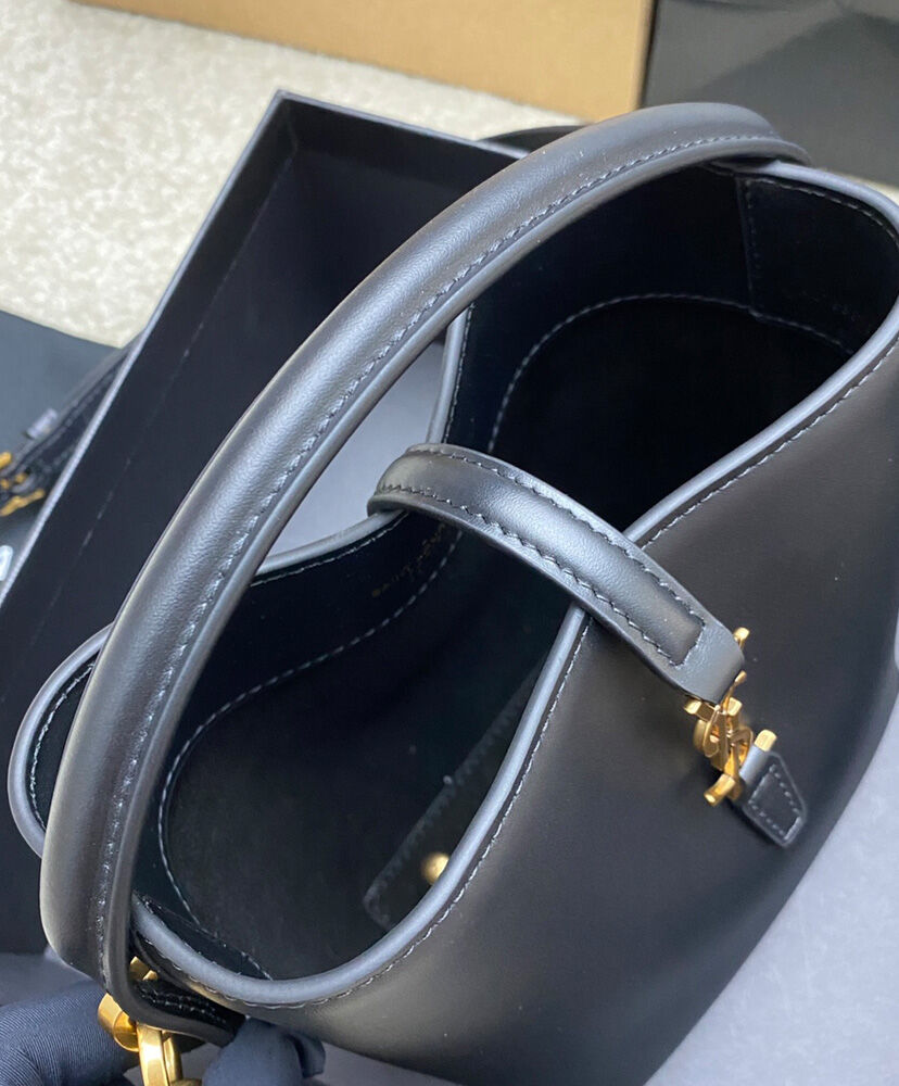 Le 37 Mini Leather Bucket Bag