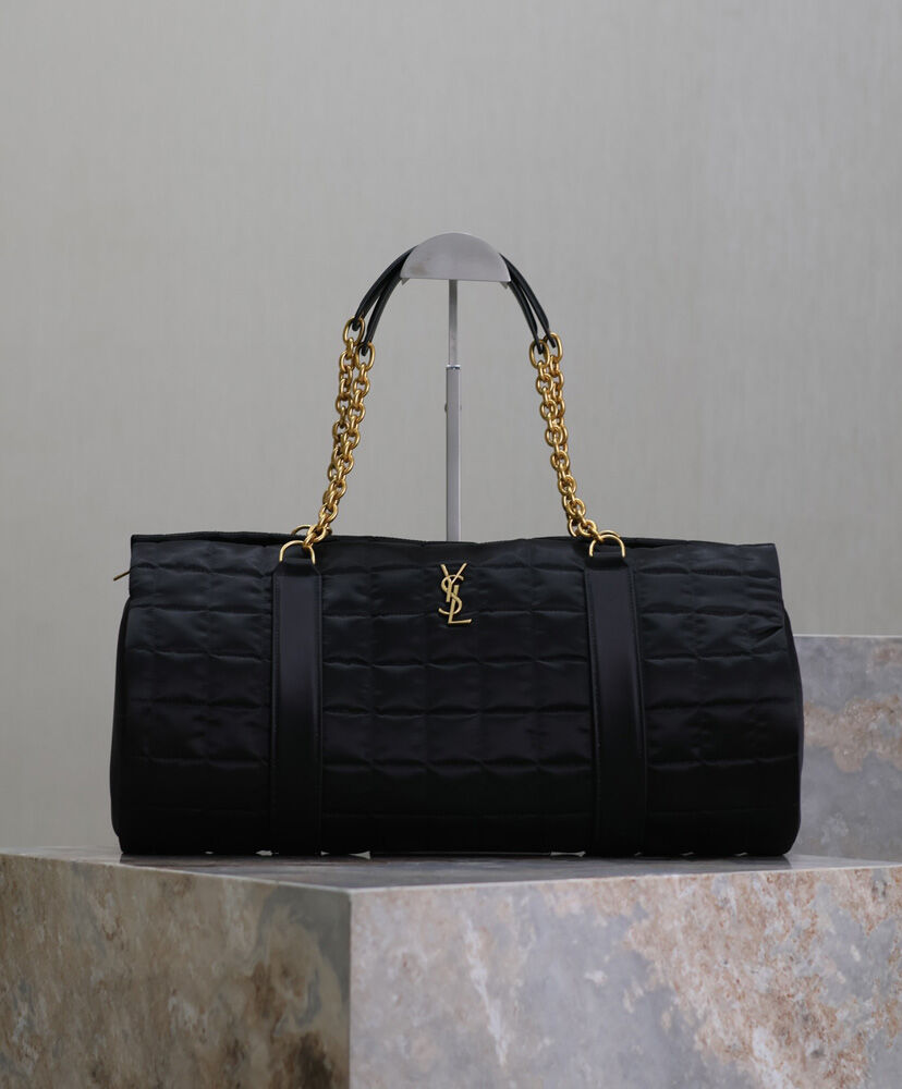 Gloria Quilted Nylon Holdall