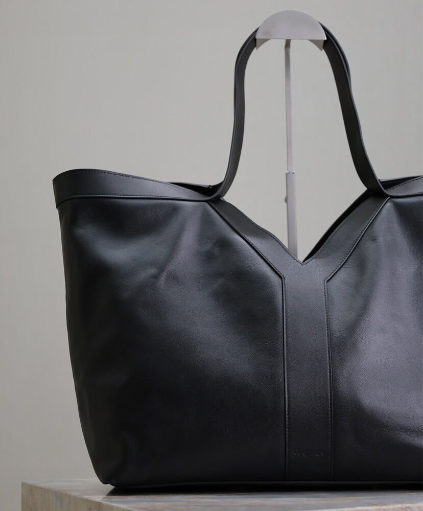 Y Tote In Leather