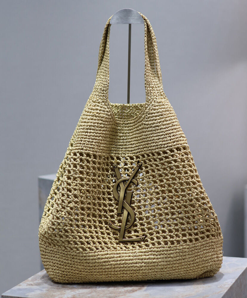 Icare In Raffia