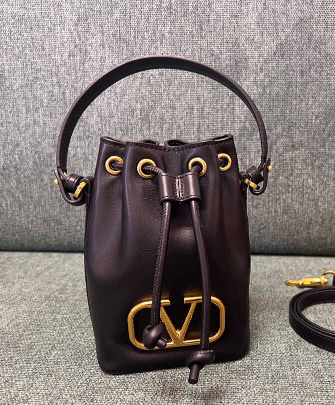 Mini Vlogo Signature Bucket Bag In Nappa Leather