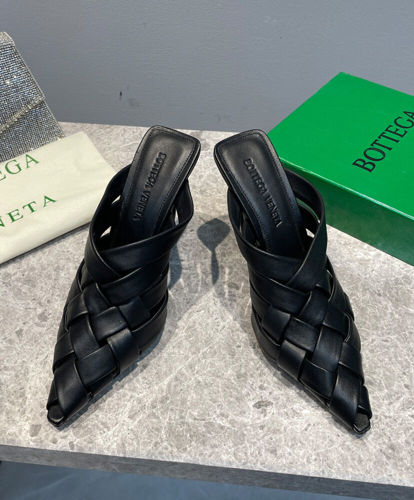 Bottega Veneta Black ‘Alfie’ Leather Mules