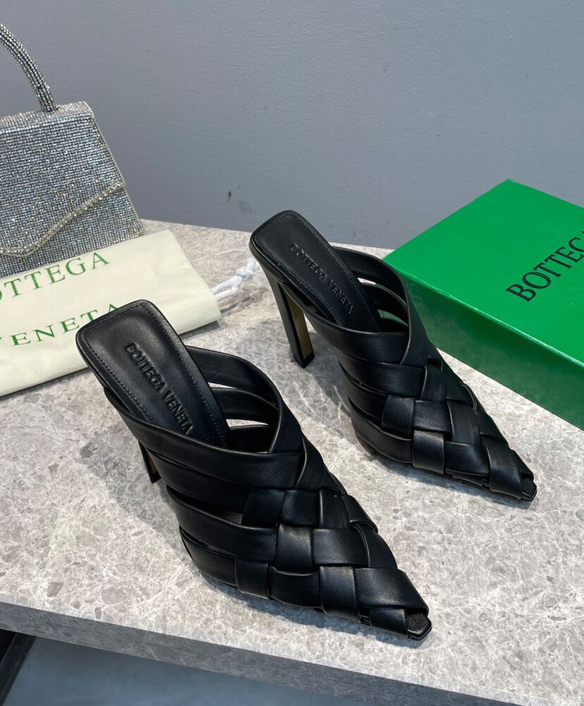 Bottega Veneta Black ‘Alfie’ Leather Mules