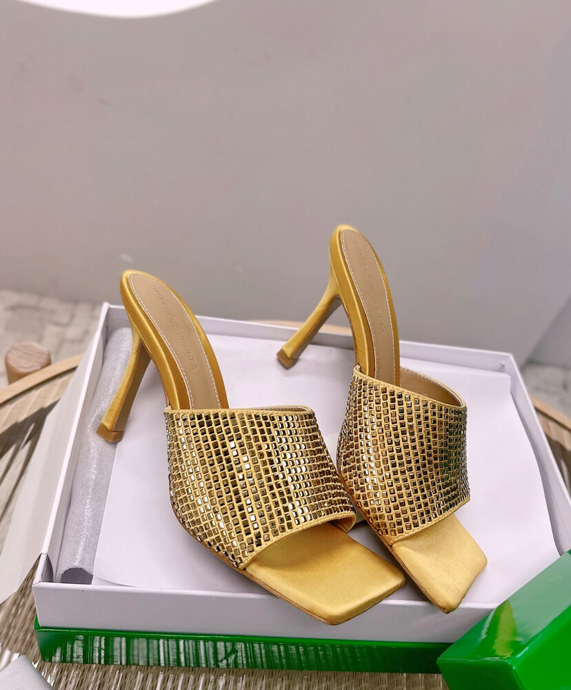 Bottega Veneta Gold ‘Stretch’ Mules