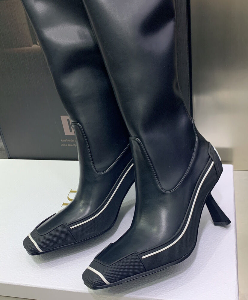 D-Motion Heeled Boot