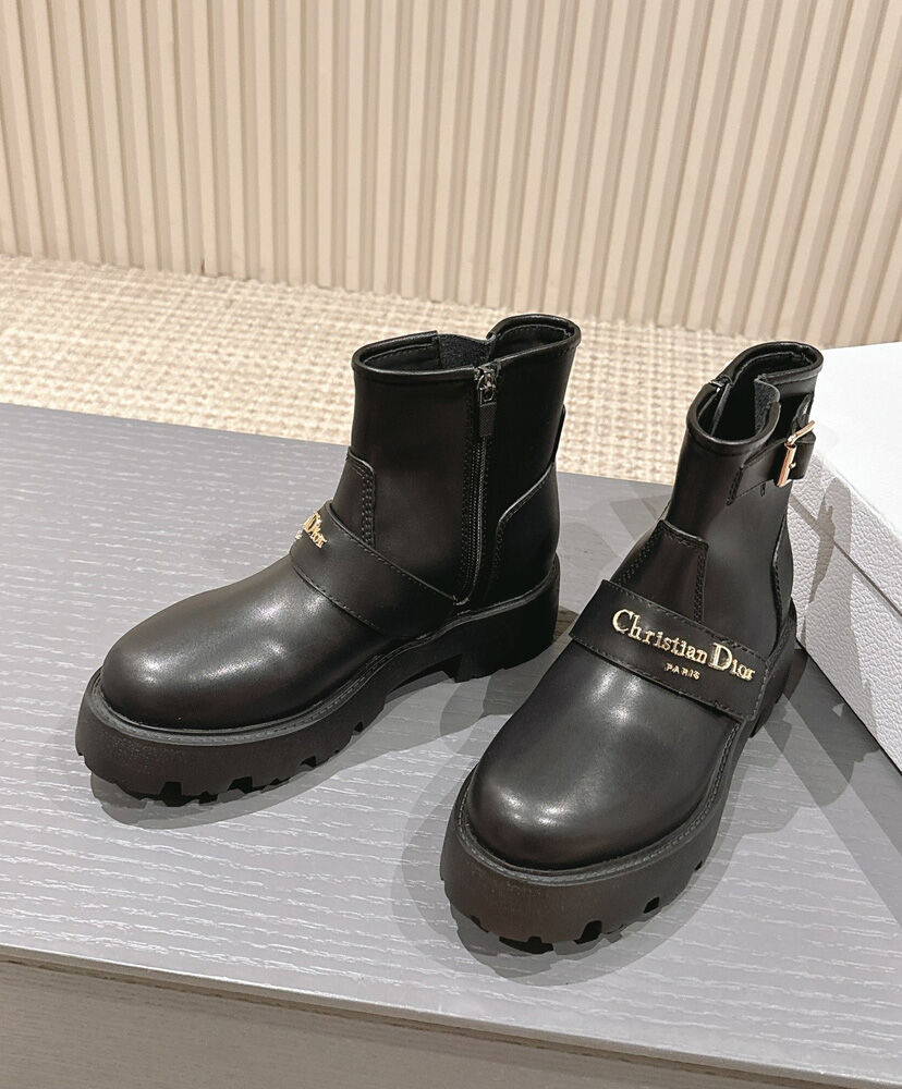 D-Quest Ankle Boot