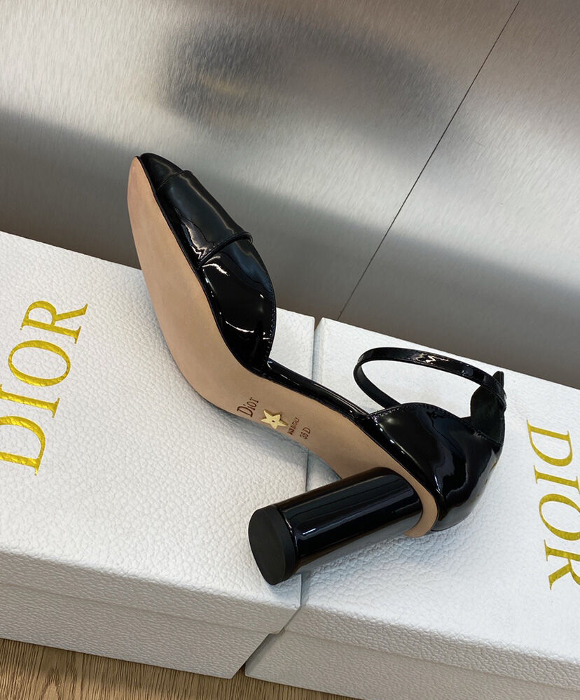 C'est Dior Pump