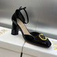 C'est Dior Pump