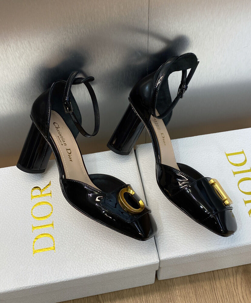 C'est Dior Pump