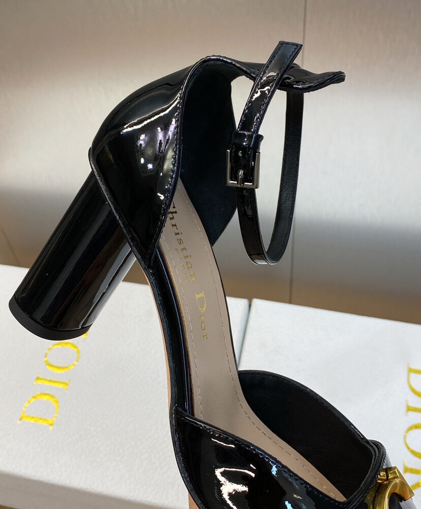 C'est Dior Pump