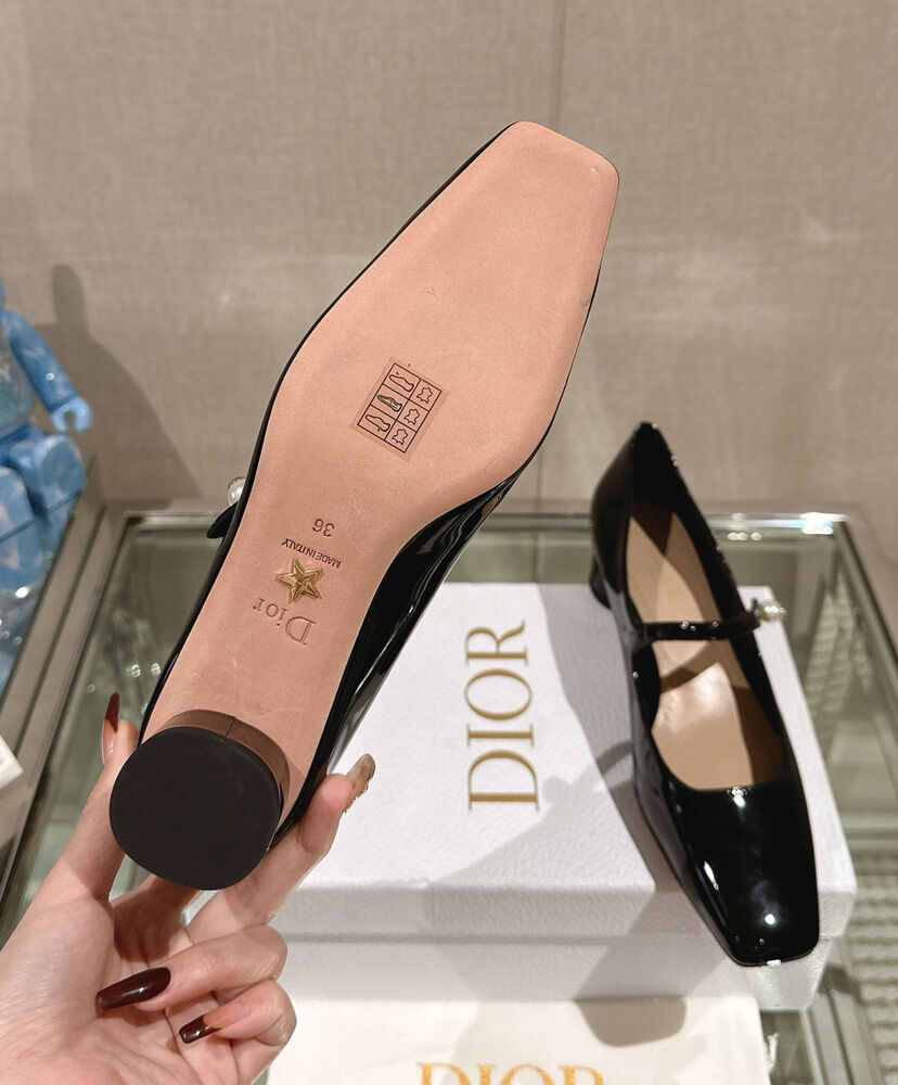 Jolie Dior Pump