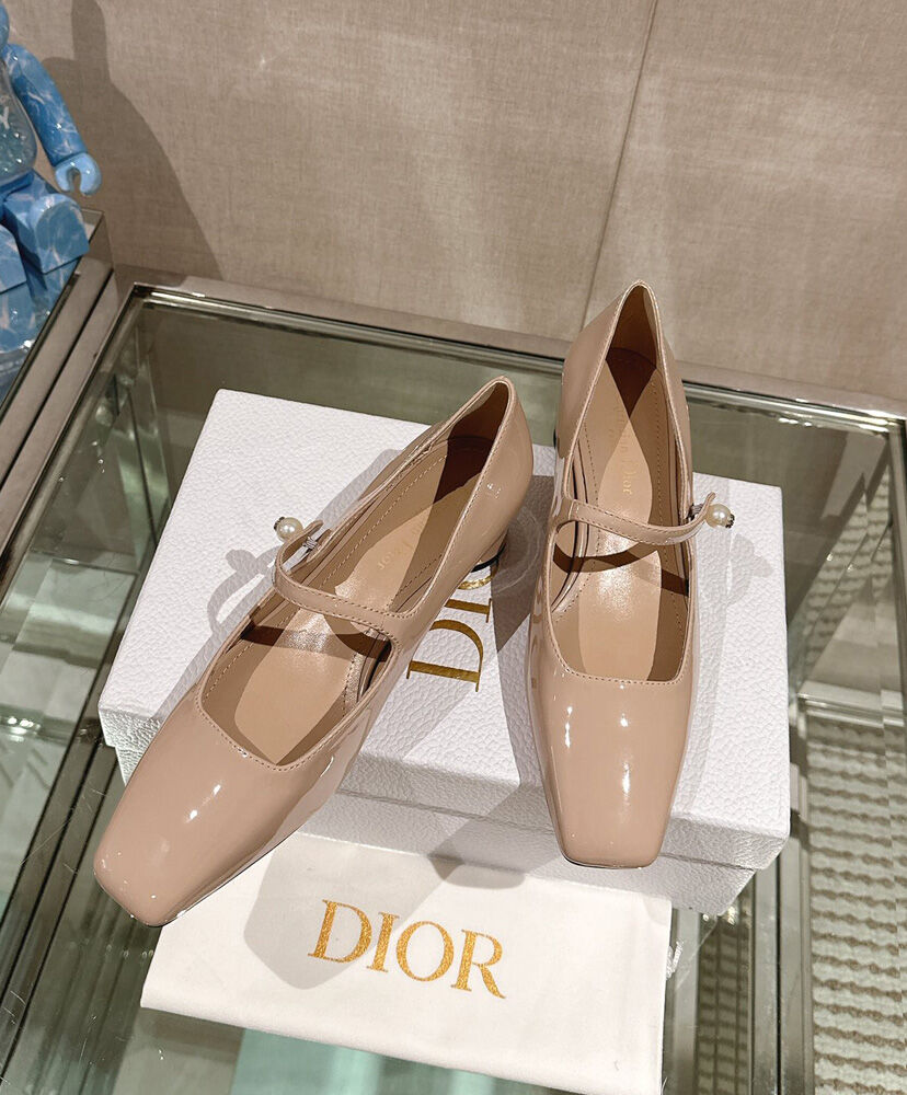 Jolie Dior Pump