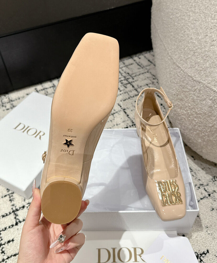 Miss Dior Pump