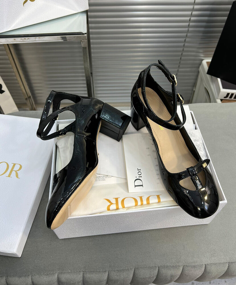 Aime Dior Pump