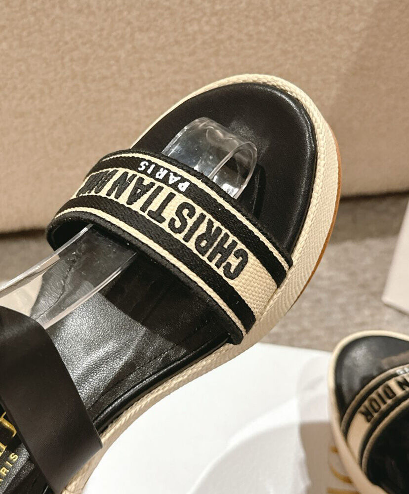 Dway heeled sandal